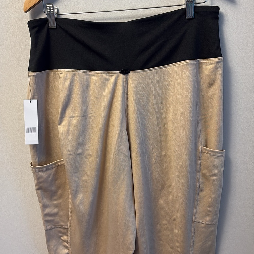 NWT Tahari Sport Colour Block Tan/Black Leggings Size 2X - Picture 8 of 9
